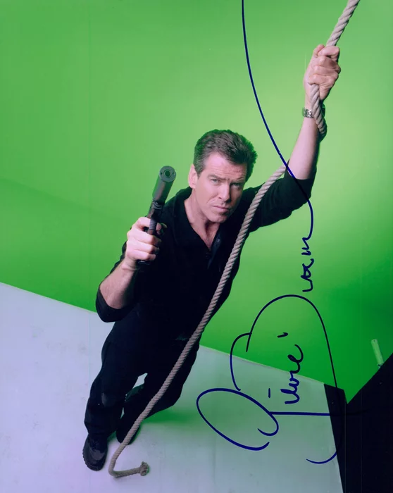 Pierce Brosnan autograph