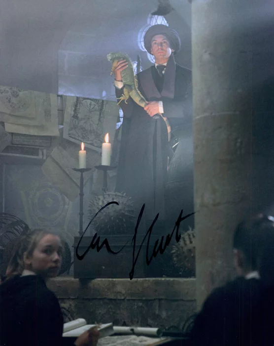 Ian Hart autograph