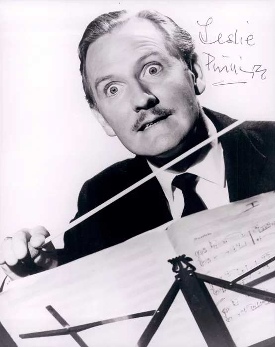 Leslie Phillips autograph