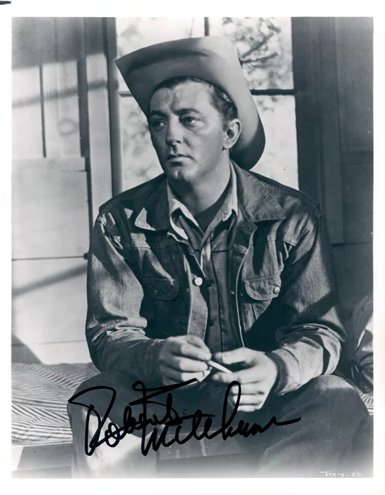 Robert Mitchum autograph