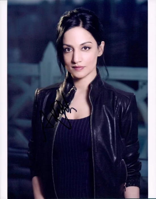 Archie  Panjabi autograph