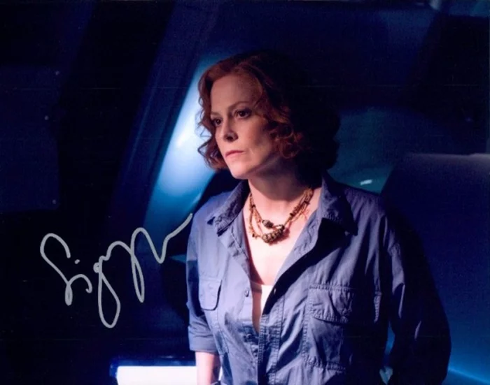 Sigourney Weaver autograph