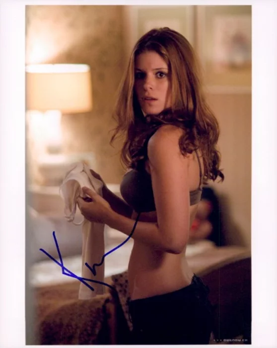 Kate Mara autograph