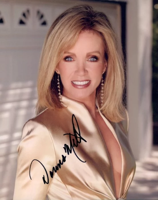 Donna Mills autograph