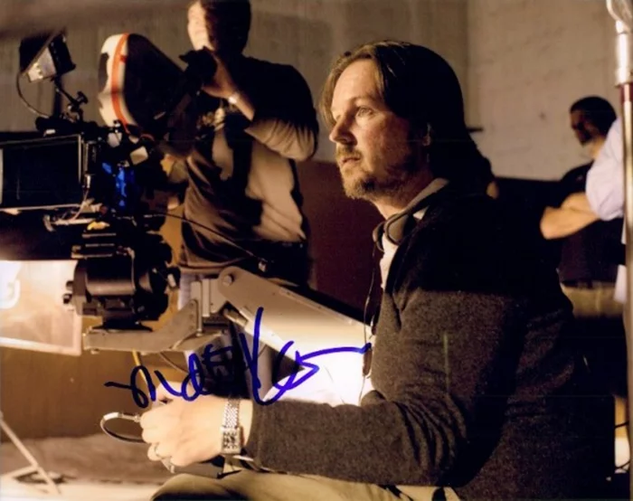 Matt Reeves autograph