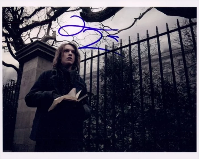 Jamie Campbell Bower autograph