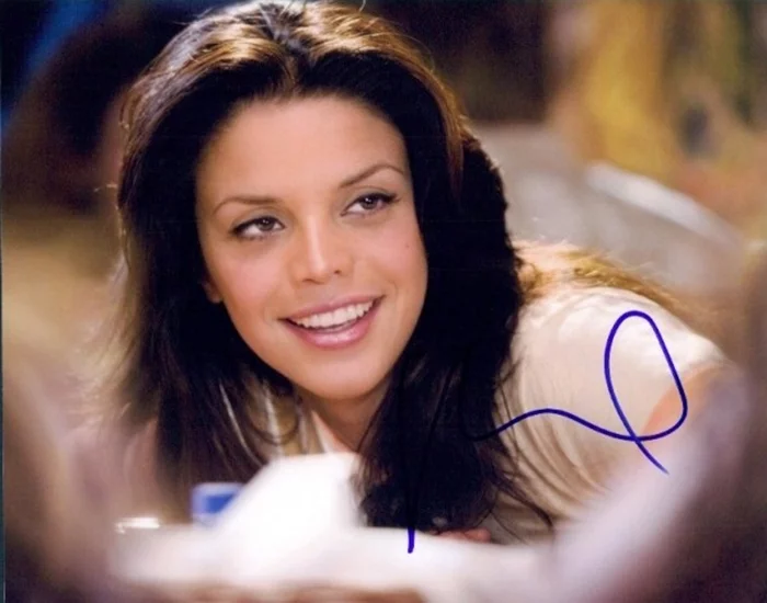Vanessa Ferlito autograph