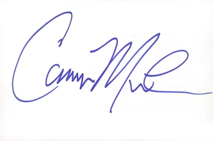 Camryn Manheim autograph