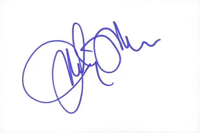 Joely Fisher autograph