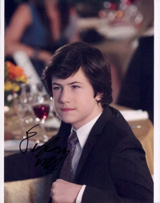 Dylan Minnette autograph