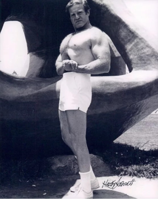 Hank Garrett autograph