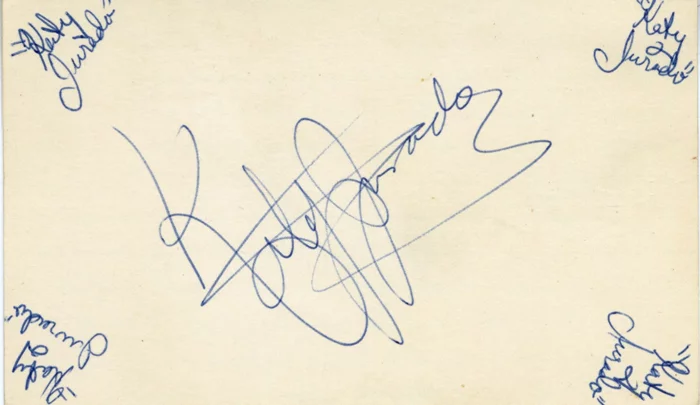 Katy Jurado autograph