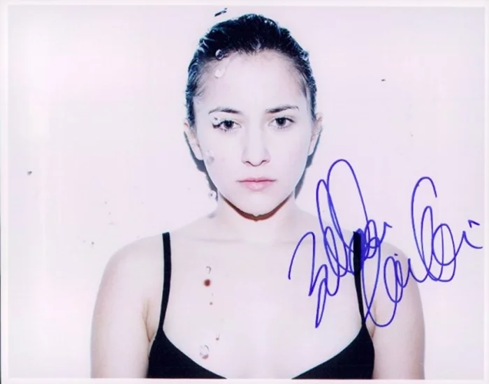 Zelda Williams autograph