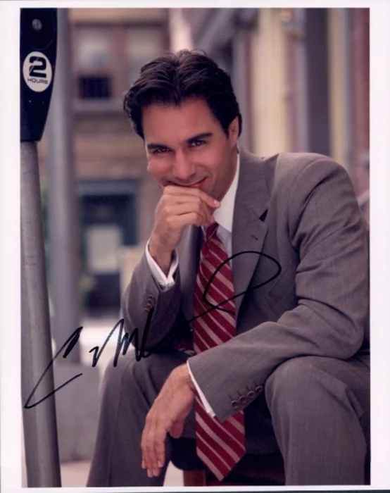Eric McCormack autograph