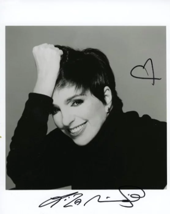 Liza Minnelli autograph