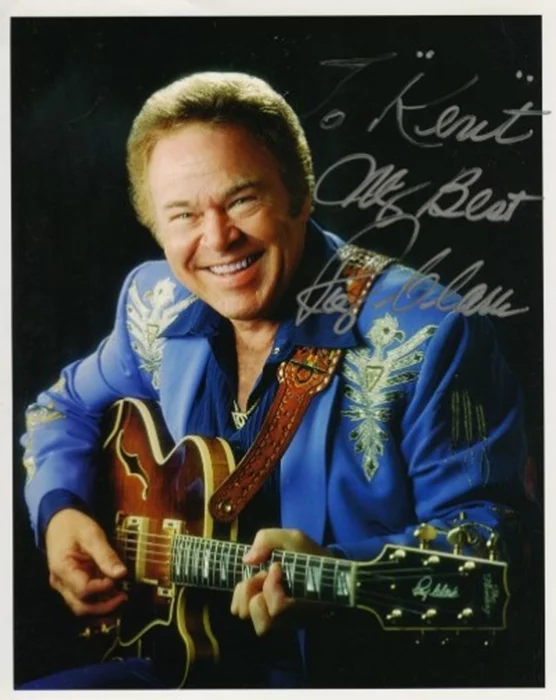 Roy Clark autograph