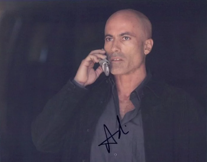 Adoni Maropis autograph