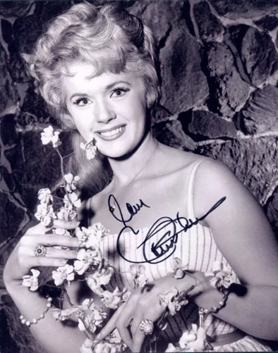 Connie Stevens autograph