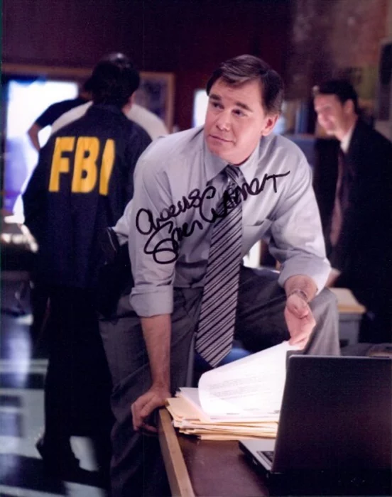 Spencer Garrett autograph