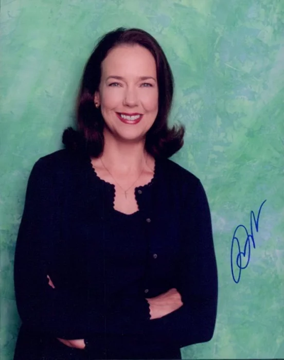 Harriet Samson Harris autograph