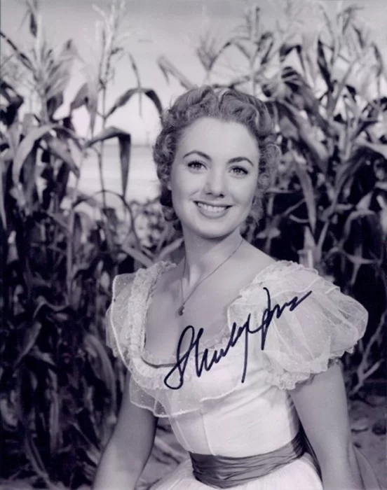 Shirley Jones autograph