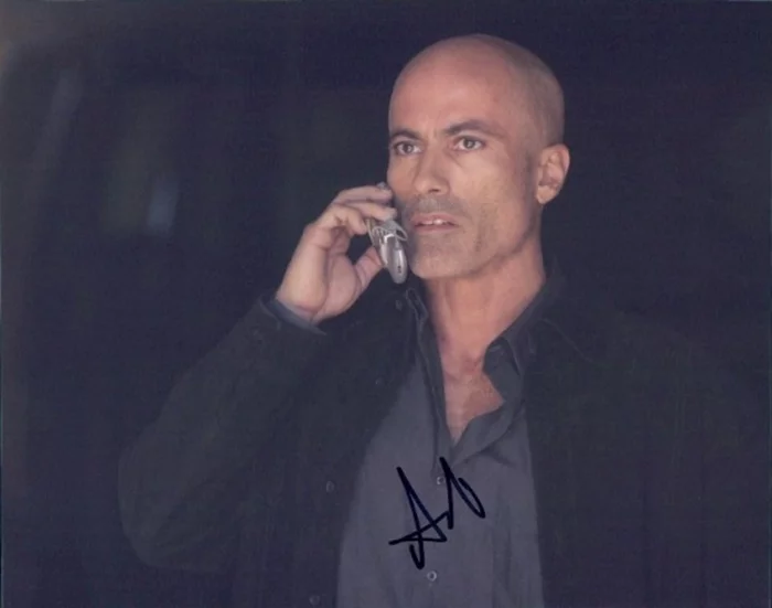 Adoni Maropis autograph