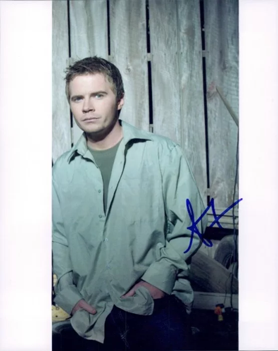 Anthony Fitzgerald autograph