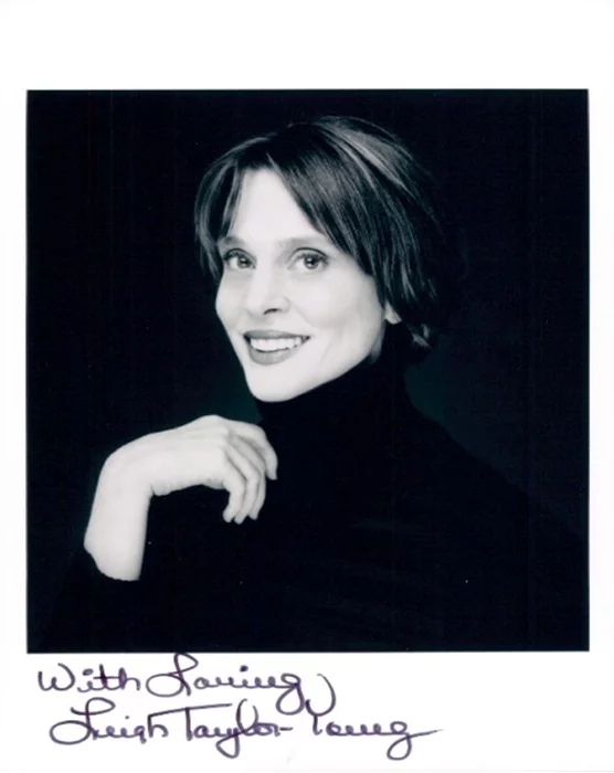 Leigh Taylor Young autograph