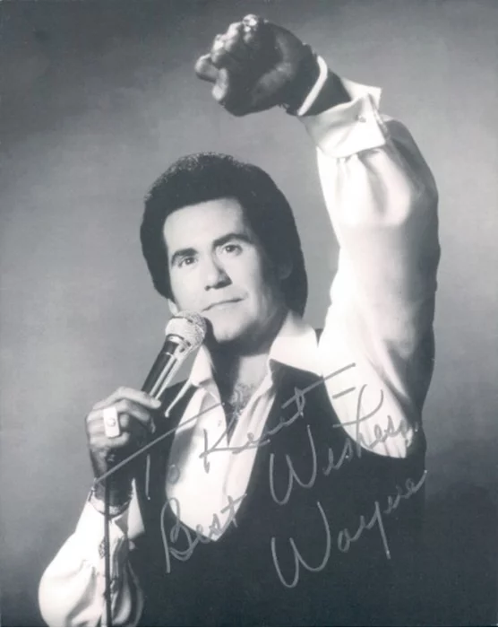 Wayne Newton autograph