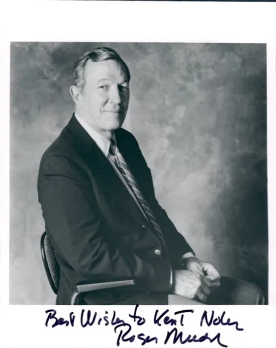 Roger Mudd autograph