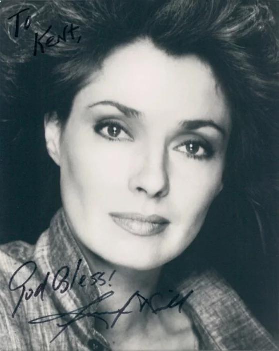 Jennifer O'Neill autograph