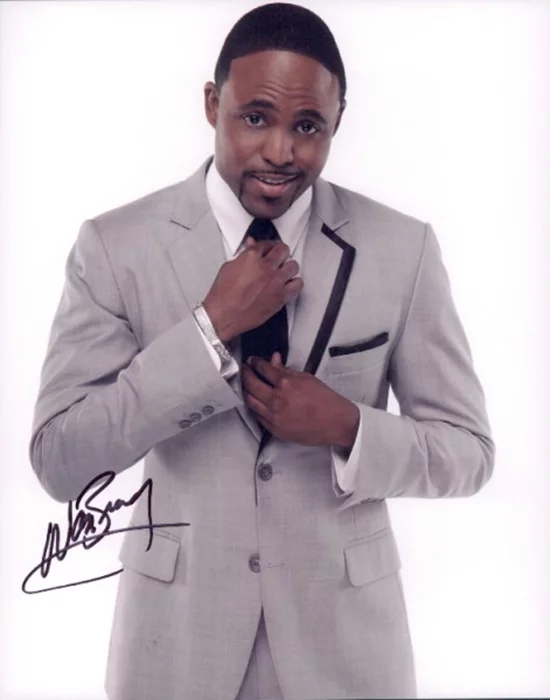 Wayne Brady autograph