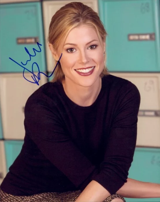 Julie Bowen autograph