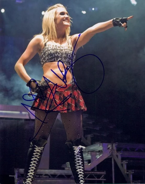 Ashley Roberts autograph