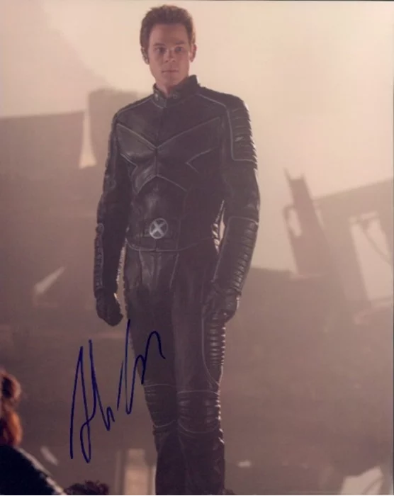 Shawn Ashmore autograph