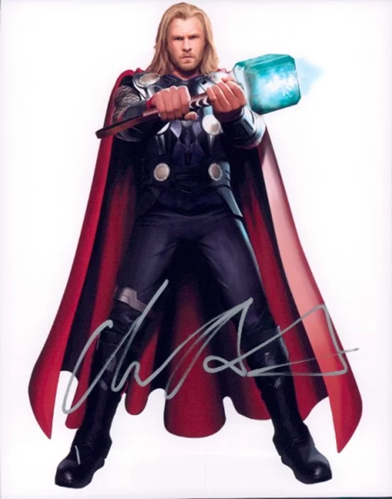 Chris Hemsworth autograph