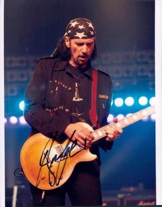 Bruce  Kulick autograph