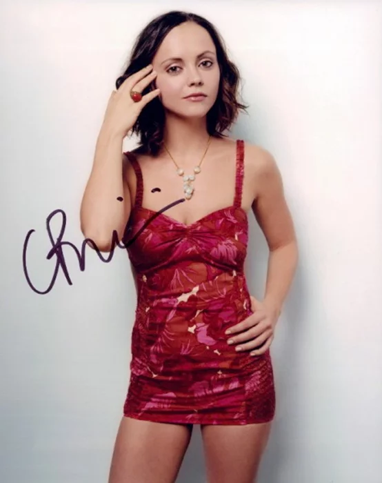 Christina Ricci autograph