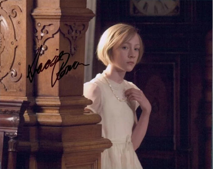 Saoirse Ronan autograph