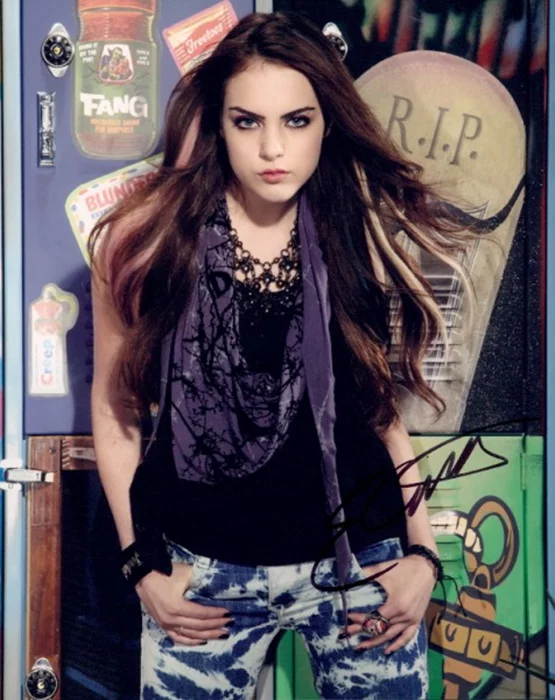 Elizabeth Gillies autograph