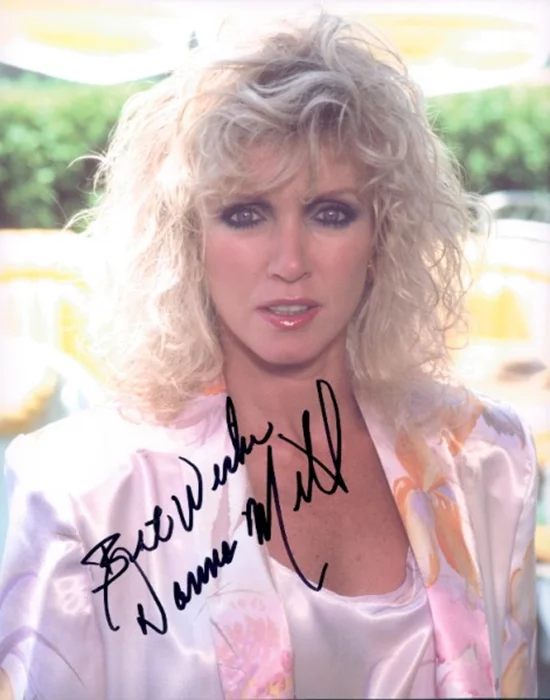 Donna Mills autograph