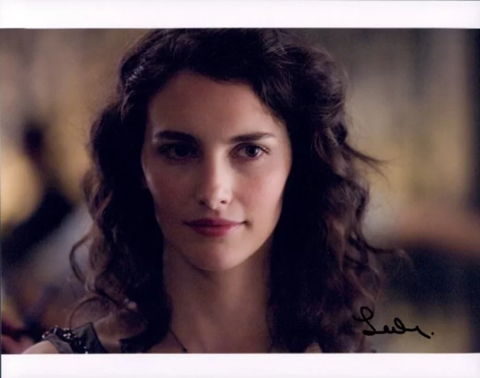 Liane Balaban autograph