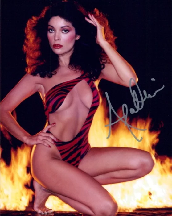 Apollonia autograph