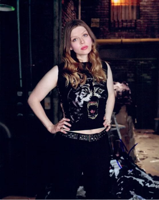 Amber Benson autograph