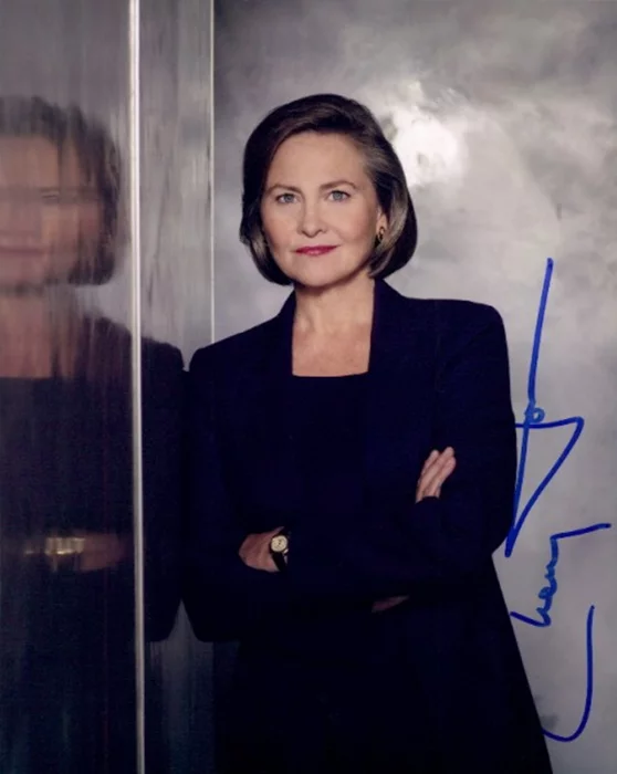 Cherry Jones autograph
