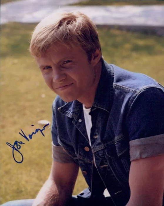 Jon Voight autograph