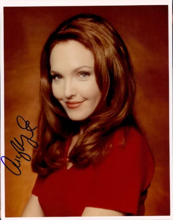 Amy Yasbeck autograph