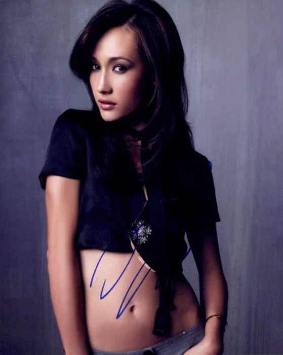 Maggie Q autograph