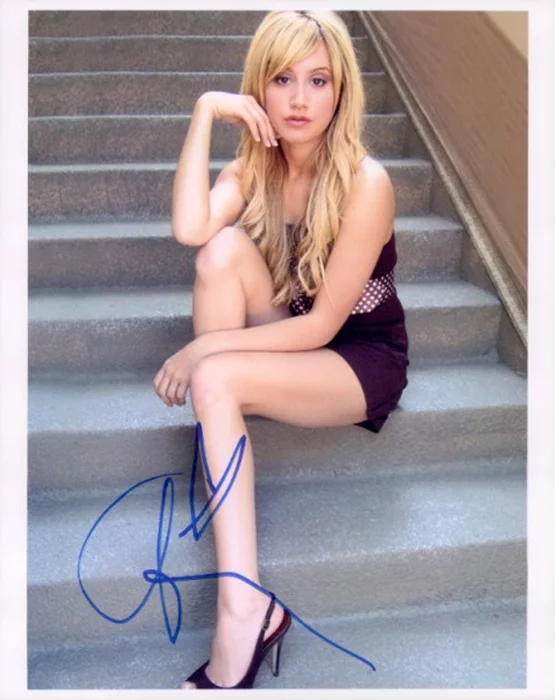 Ashley Tisdale autograph