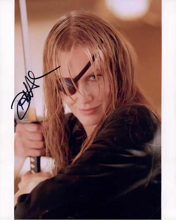Daryl Hannah autograph